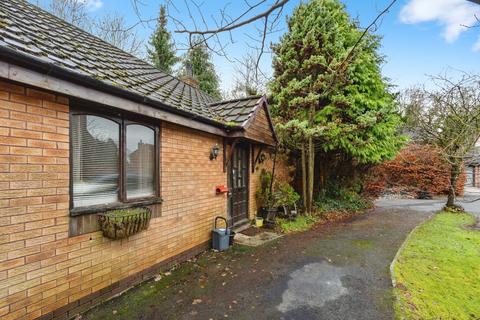 3 bedroom detached bungalow for sale, Gilderdale Close, Warrington, WA3