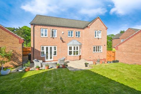 4 bedroom detached house for sale, Swallow Crescent, Ravenshead,, NG15