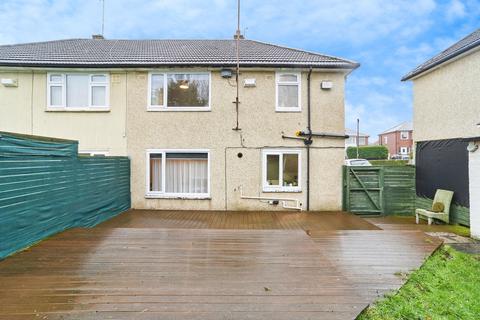3 bedroom semi-detached house for sale, Calverley Lane, Leeds, LS13