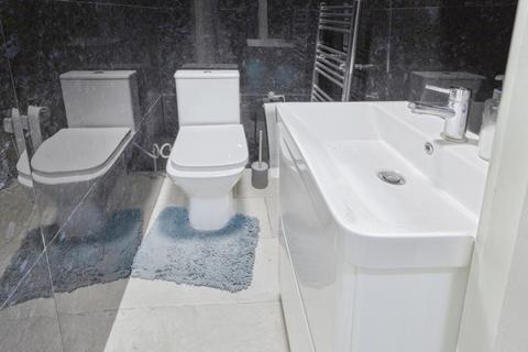 3 bedroom semi-detached house for sale, Redmarle Road, Leicester, LE3