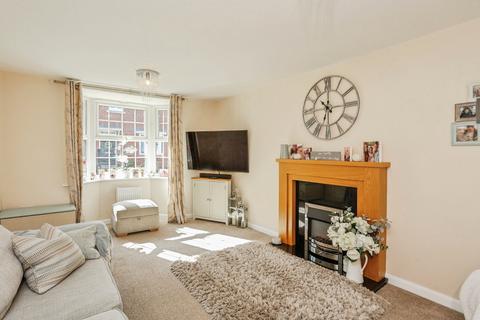 4 bedroom detached house for sale, Tamworth Close, Grantham, NG31