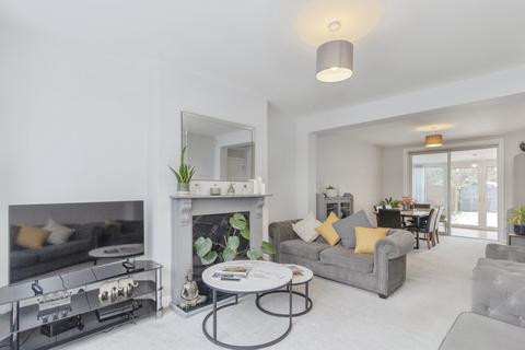 3 bedroom semi-detached house for sale, Glenfield Road, Leicester, LE3