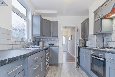 3 bedroom semi-detached house for sale, Glenfield Road, Leicester, LE3