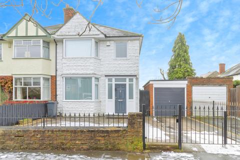 3 bedroom semi-detached house for sale, Glenfield Road, Leicester, LE3