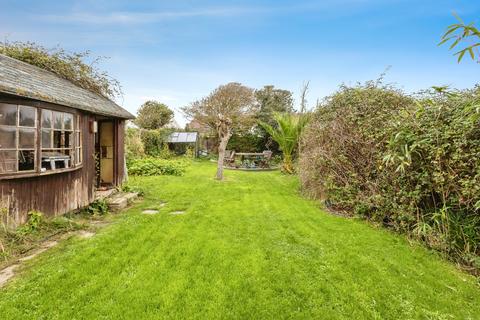 3 bedroom semi-detached house for sale, Longlands Road, East Wittering, Chichester, PO20