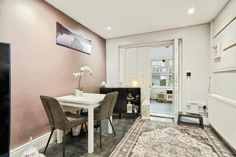 3 bedroom terraced house for sale, Langley Place, Leeds, LS13