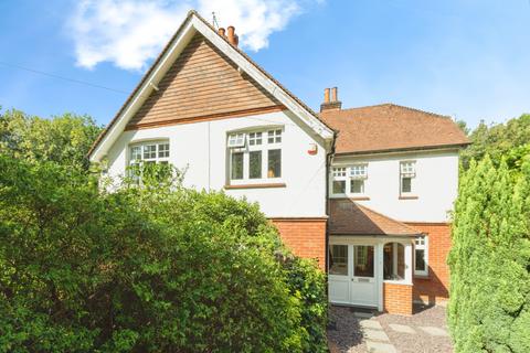 undefined, Nutfield Road, Redhill, RH1