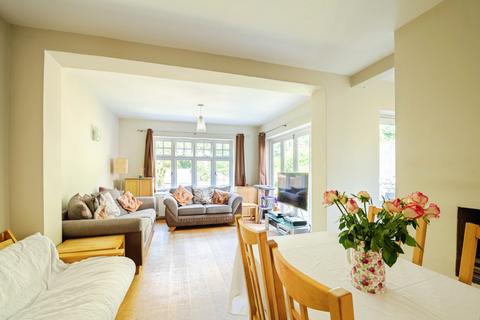 undefined, Nutfield Road, Redhill, RH1