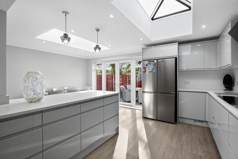 3 bedroom detached house for sale, Sangers Drive, Horley, RH6