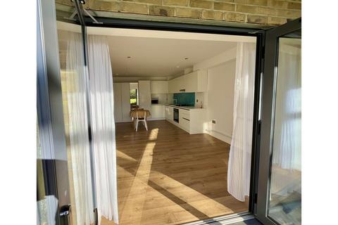undefined, 4, Lewisham, SE13