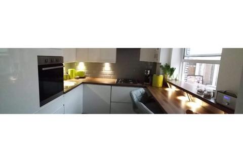 2 bedroom terraced house for sale, Castleton Road, Eltham, SE9