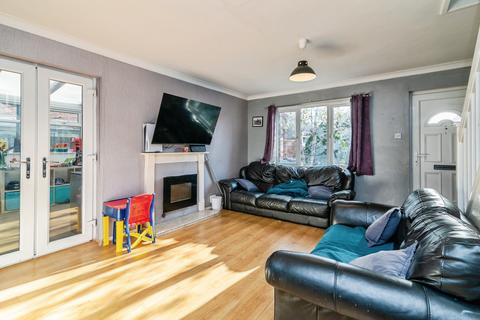 undefined, Dean Close, Nottingham, NG8