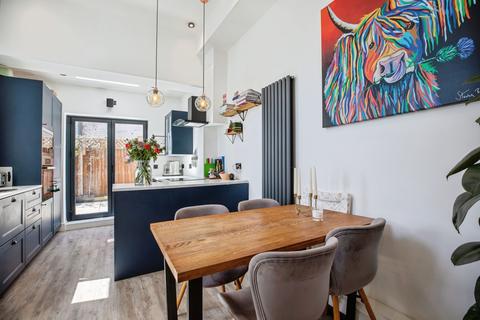 2 bedroom terraced house for sale, Bloom Grove, London, SE27