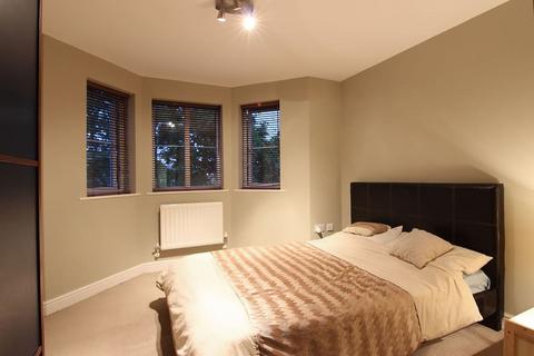 2 bedroom flat for sale, 106 Chandler Way, London, SE15