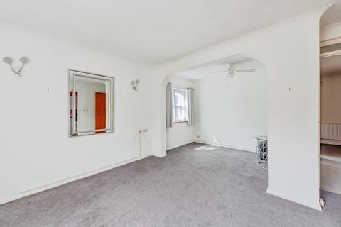 undefined, Victoria Road, Horley, RH6