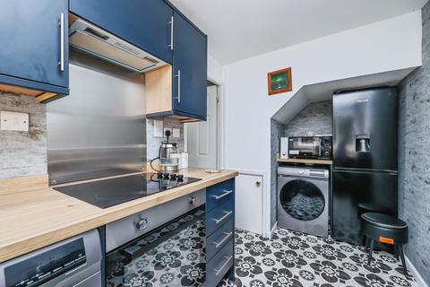 undefined, Gunn Close, Nottingham, NG6