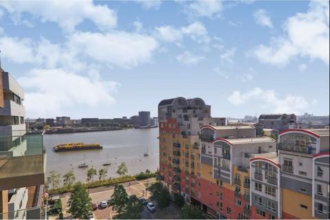 2 bedroom flat for sale, 22 John Harrison Way, London, SE10