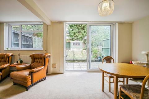 3 bedroom terraced house for sale, College Green, London, SE19