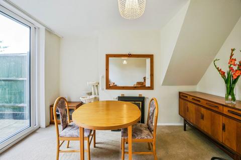 3 bedroom terraced house for sale, College Green, London, SE19