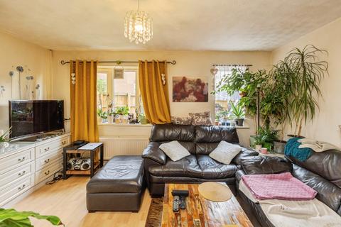 2 bedroom end of terrace house for sale, Whittlewood Close, Warrington, WA3