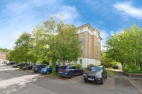 2 bedroom apartment for sale, Monkwood Close, Romford, RM1