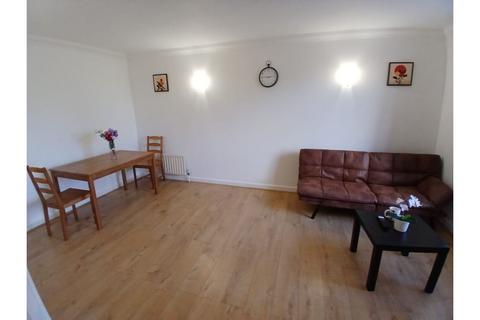 2 bedroom apartment for sale, Monkwood Close, Romford, RM1