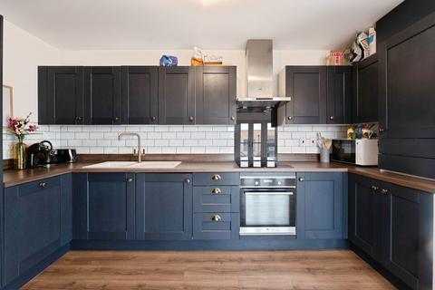 2 bedroom apartment for sale, 2 Lance Street, Rainham, RM13