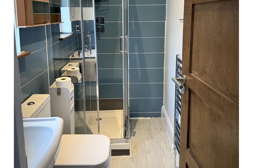 Annex En-Suite