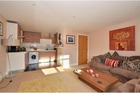 2 bedroom flat for sale, 5 Linkfield Lane, Redhill, RH1