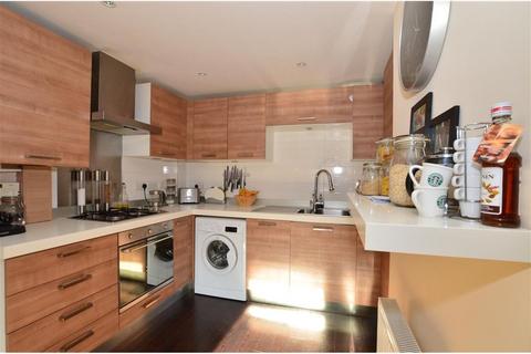 2 bedroom flat for sale, 5 Linkfield Lane, Redhill, RH1