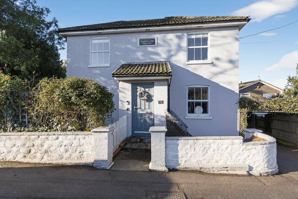 4 bedroom detached house for sale in Burgess Hill on OnTheMarket
