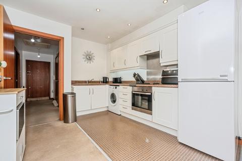 2 bedroom apartment for sale, Kendal, Purfleet-on-Thames, RM19