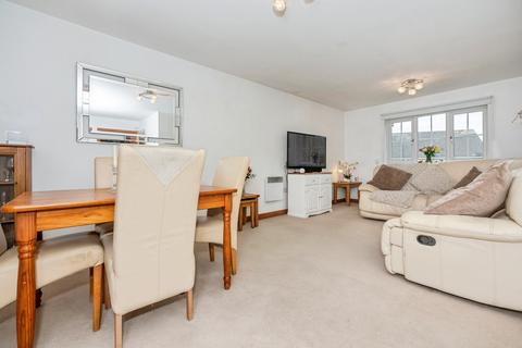 2 bedroom apartment for sale, Kendal, Purfleet-on-Thames, RM19