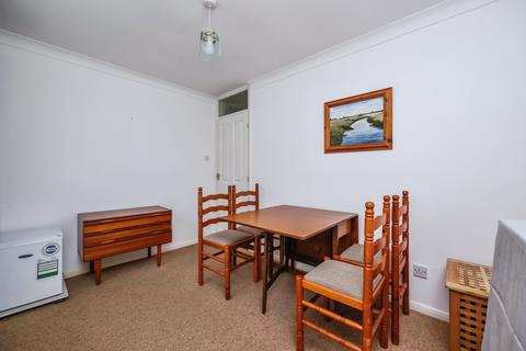undefined, Avon Road, Nottingham, NG4