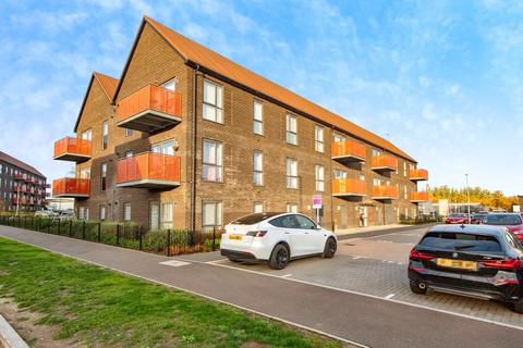 undefined, Dovestone Close, Grays, RM20