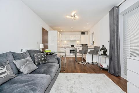 undefined, Dovestone Close, Grays, RM20