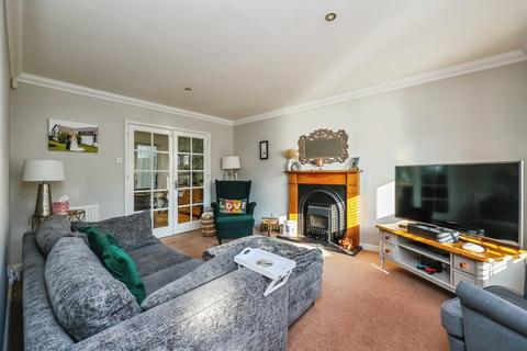 undefined, Leaf Close, Nottingham, NG15