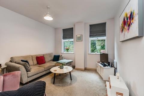 1 bedroom flat for sale, First Avenue, Poynton, SK12