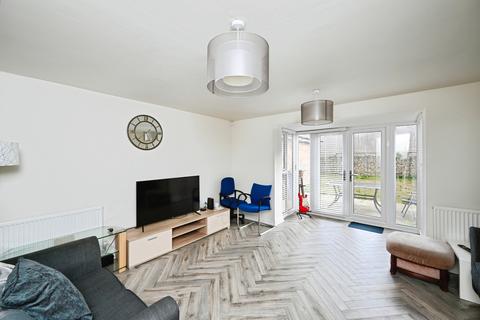4 bedroom semi-detached house for sale, Lindhurst Way West, Mansfield, NG18