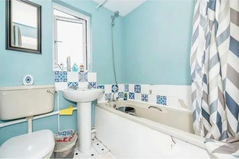 undefined, Parsonage Road, Grays, RM20