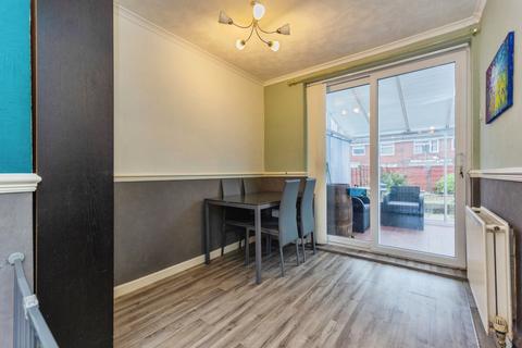 undefined, St. Johns Close, Dukinfield, SK16