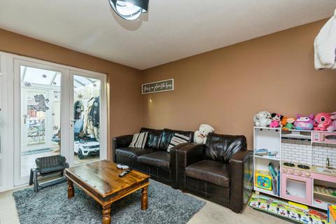 undefined, Hillingdale, Crawley, RH11