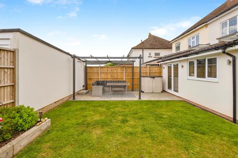 4 bedroom semi-detached house for sale, Almond Close, Farlington, Havant, PO9