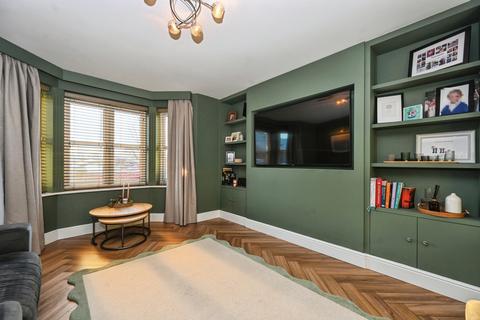 5 bedroom link detached house for sale, Honeysuckle Avenue, Warrington, WA5