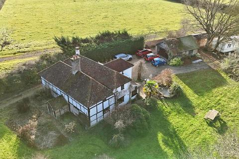 5 bedroom detached house for sale, Eastbourne Road, Lingfield, RH7