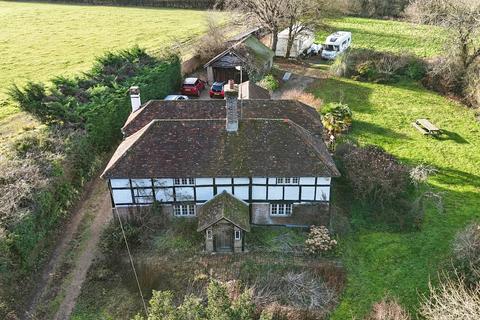 5 bedroom detached house for sale, Eastbourne Road, Lingfield, RH7