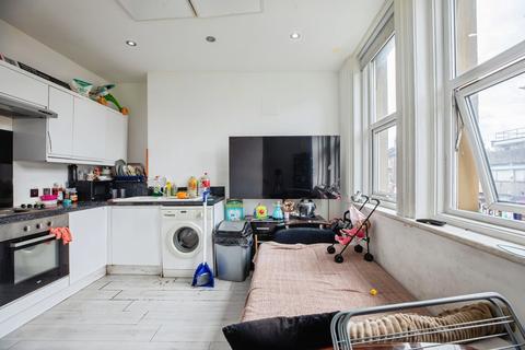 undefined, High Street, London, SE20