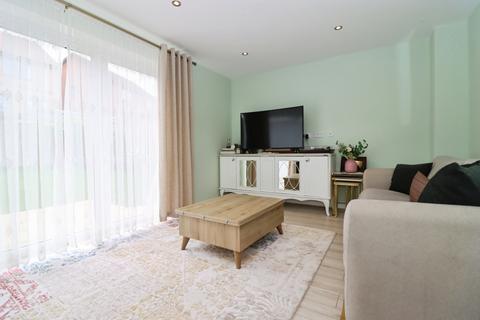 undefined, Snowdrop Gardens, Worksop, S81