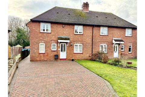 Pollards Oak Road, Oxted, RH8