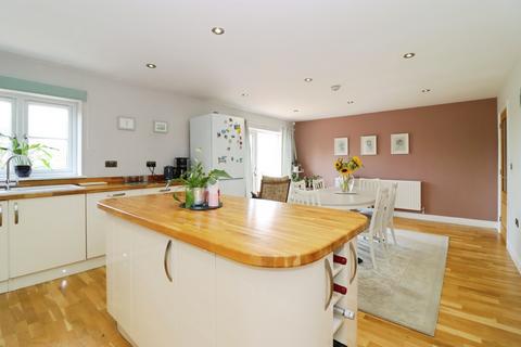 4 bedroom detached house for sale, Berry Street, Chesterfield, S42